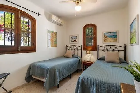 Prázdninový dům Hermosa Casa Con Terraza E Increibles Vistas Al Mar Y La Montana *